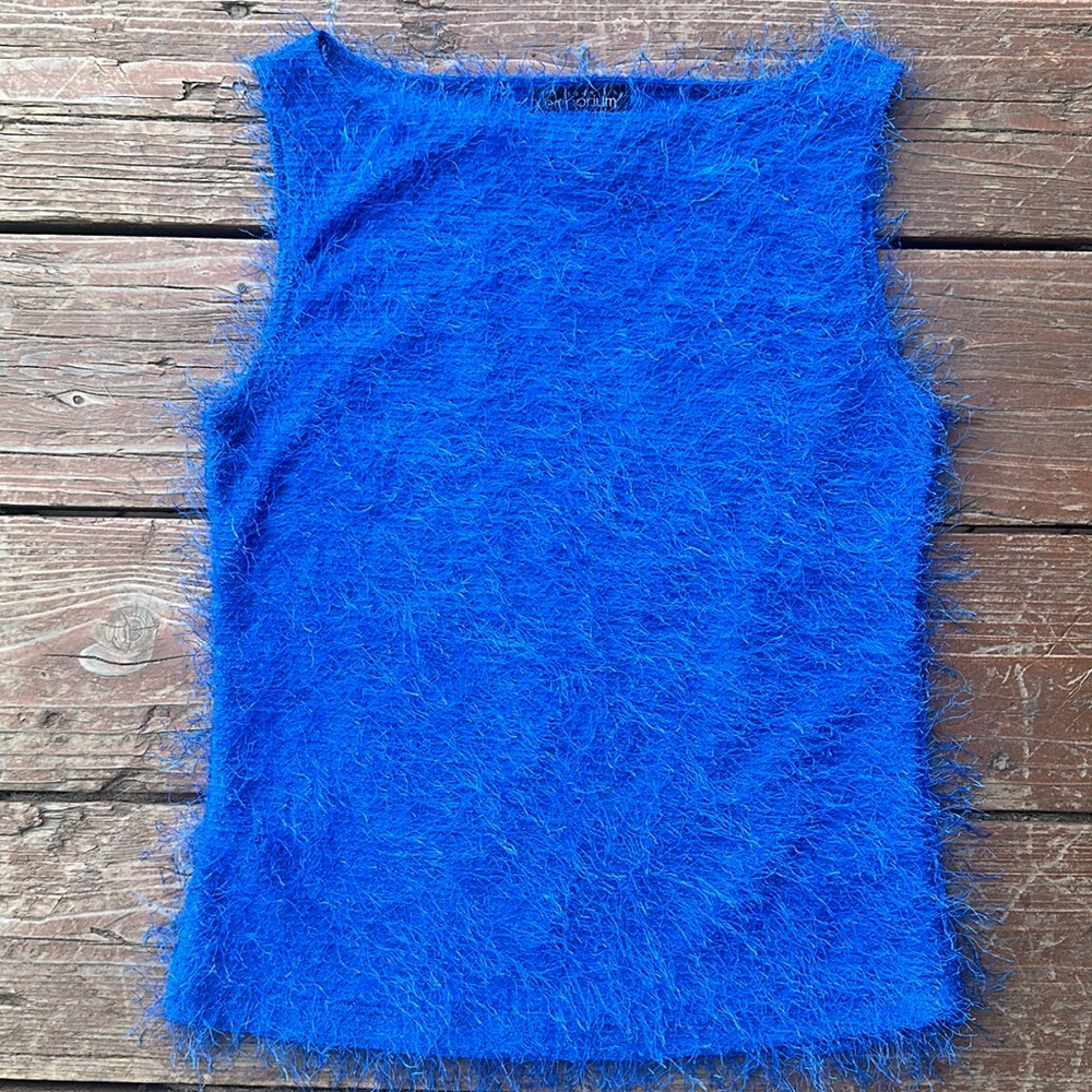 Emporium Sleeveless Blue Top Size Medium
